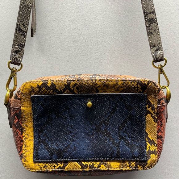 Madewell Transport Snakeskin Crossbody Purse - Picture 4 of 9